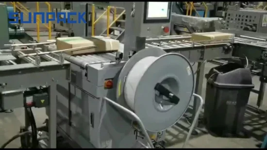 Machine automatique de presse à balles hautes avec tambour en alliage d'aluminium transportant l'emballage de ligne de produits industriels légers